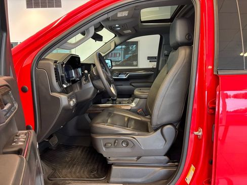 Used 2022 GMC Sierra 1500 Elevation w/ Elevation Premium Package AWD/4WD image 14