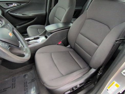 Used 2020 Chevrolet Malibu LS w/ Driver Confidence Package image 16