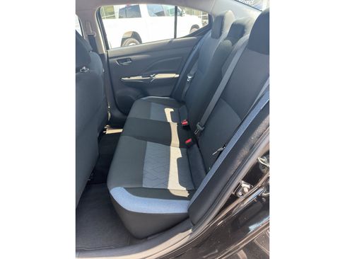 Used 2025 Nissan Versa SV FWD image 12