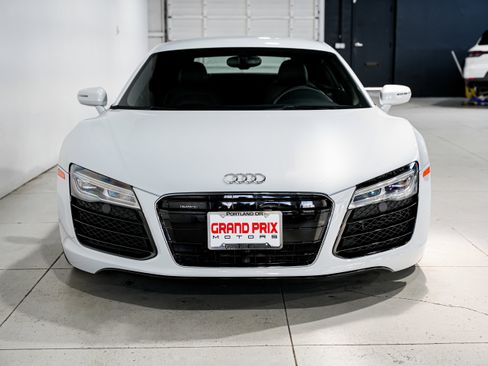 Used 2014 Audi R8 V8 image 5