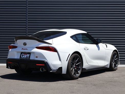 Used 2025 Toyota Supra Premium w/ Driver Assist Package RWD image 5