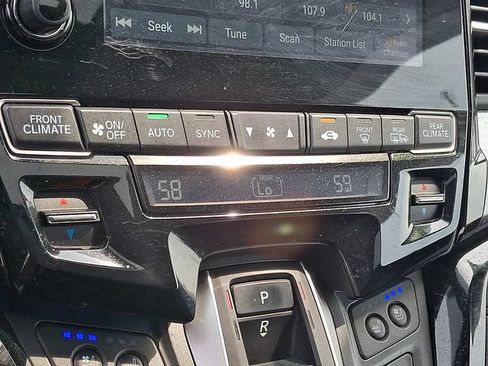 Used 2022 Honda Odyssey Elite image 18