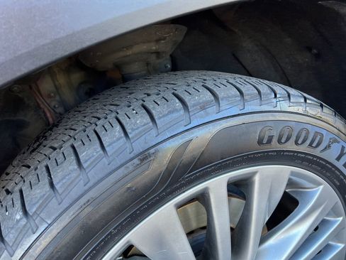 Used 2021 Toyota Highlander Platinum image 13