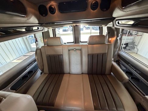 Used 2014 Chevrolet Express 1500 RWD image 25