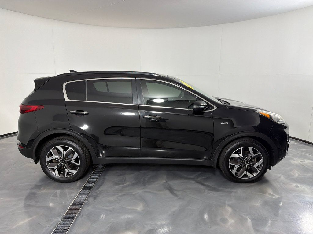Used 2020 Kia Sportage EX w/ Option Group 15 AWD/4WD image 4