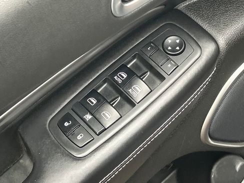 Used 2018 Dodge Durango Citadel image 12