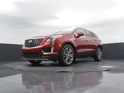 New 2025 Cadillac XT5 Premium Luxury w/ LPO, Floor Liner Package image 45