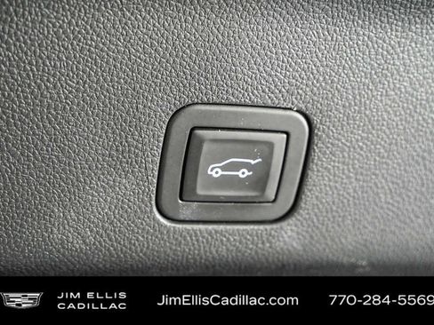 Used 2025 Chevrolet Tahoe LT RWD image 34