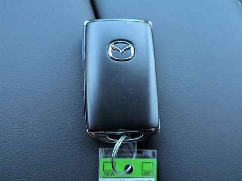 New 2026 MAZDA CX-90 Plug-In Hybrid w/ Premium Plus image 27