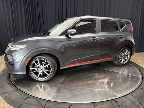 Used 2020 Kia Soul GT-Line Turbo FWD image 4