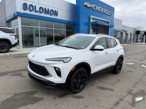 Certified 2024 Buick Encore GX Sport Touring image 1