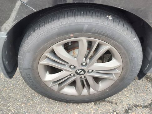 Used 2015 Hyundai Tucson GLS w/ Option Group 02 AWD/4WD image 4