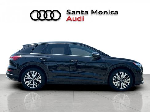 Used 2023 Audi Q4 e-tron Premium Plus w/ Premium Plus RWD image 8
