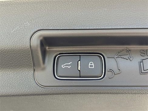 New 2026 Ford Explorer Active image 13