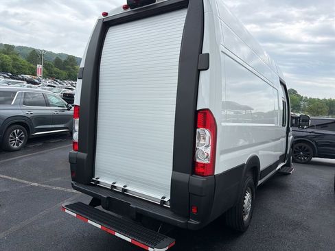 Used 2024 RAM ProMaster 3500 w/ Delivery Van Package FWD image 5