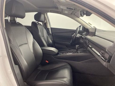 Used 2023 Honda Accord EX-L image 12