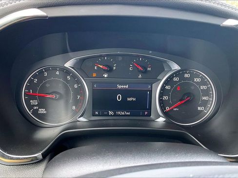 Used 2025 Chevrolet Blazer LT image 13