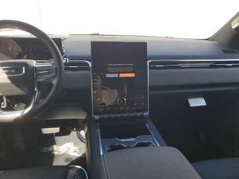 New 2026 GMC Sierra EV Elevation image 15