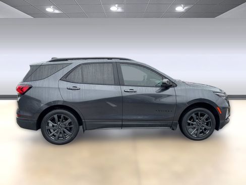 Used 2023 Chevrolet Equinox RS image 8