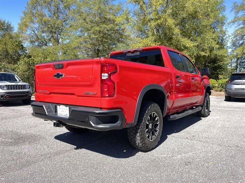 Used 2023 Chevrolet Silverado 1500 ZR2 w/ Technology Package image 6