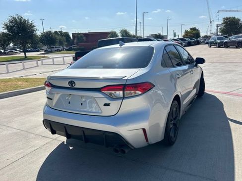 Certified 2026 Toyota Corolla SE FWD image 3