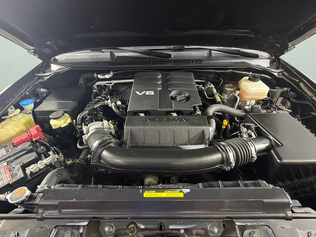 Used 2020 Nissan Frontier SV w/ Midnight Edition Floor Mats RWD image 35