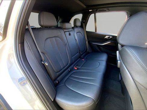 Used 2022 BMW X5 xDrive40i image 17