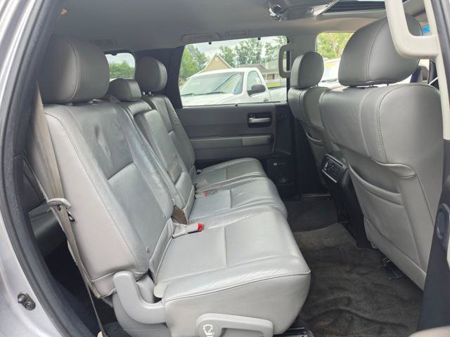 Used 2012 Toyota Sequoia Limited AWD/4WD image 19