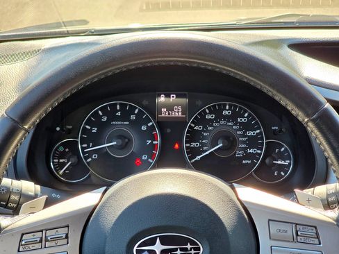 Used 2011 Subaru Outback 2.5i Premium AWD/4WD image 26