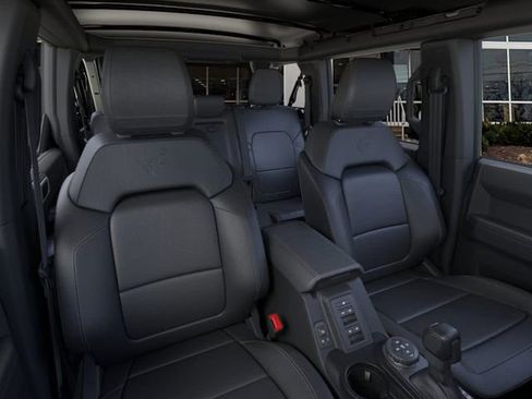 New 2025 Ford Bronco Badlands image 10