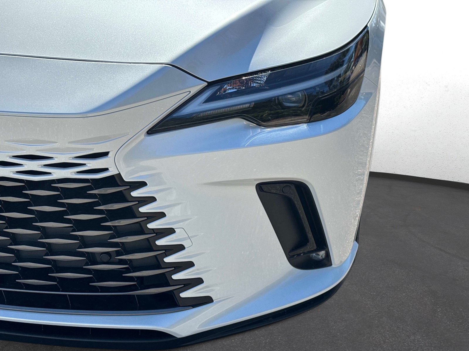 New 2026 Lexus RX 350 Premium Plus w/ Accessory Package (2T) FWD image 9