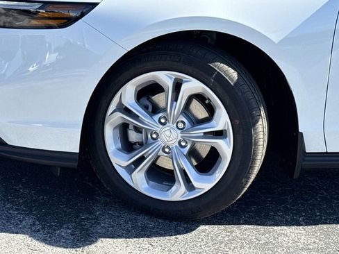 New 2025 Honda Accord LX image 34
