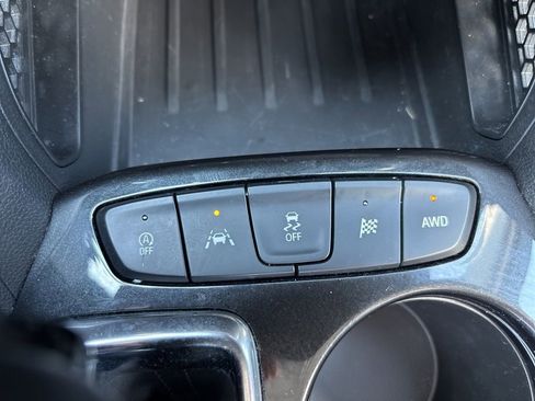 Used 2024 Chevrolet TrailBlazer LT w/ LT Cold Weather Package AWD/4WD image 30