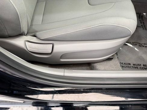 Used 2023 Hyundai Elantra SEL FWD image 21