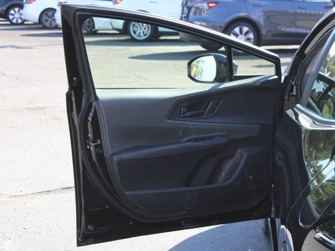 Used 2025 Toyota Prius LE FWD image 6
