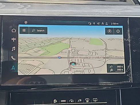 Used 2022 Audi e-tron Prestige w/ Prestige Package image 7