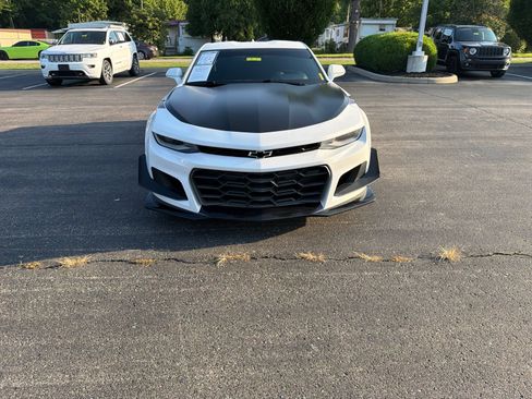 Used 2018 Chevrolet Camaro LT w/ RS Package RWD image 8