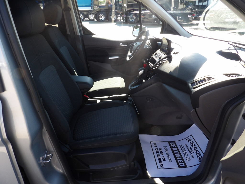 Used 2023 Ford Transit Connect XLT FWD image 38