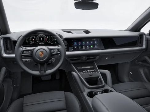 Certified 2026 Porsche Cayenne AWD/4WD image 4