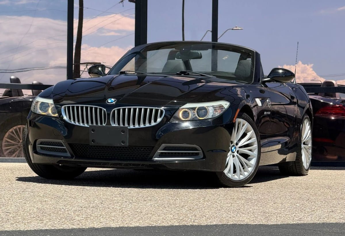 Used 2012 BMW Z4 sDrive35i RWD image 5