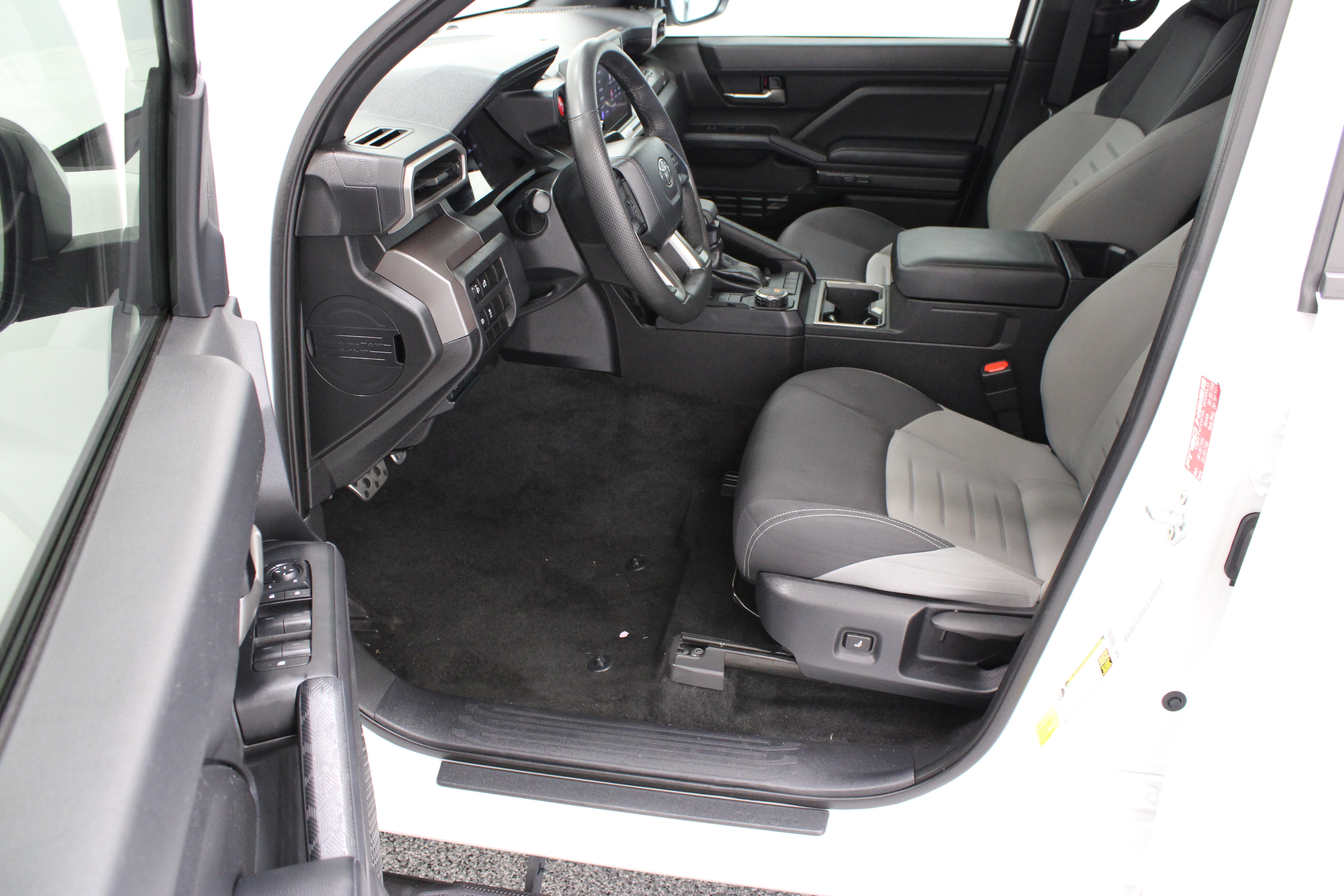 Used 2024 Toyota Tacoma TRD Sport RWD image 14