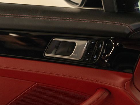 Certified 2020 Porsche Panamera 4S AWD/4WD image 17