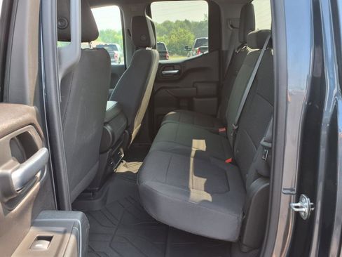 Used 2020 Chevrolet Silverado 1500 Custom w/ Custom Value Package image 14