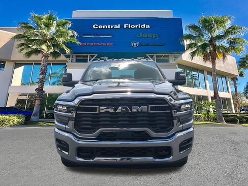New 2026 RAM 3500 Big Horn AWD/4WD image 3