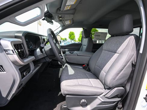 New 2026 Ford F250 XL w/ STX Appearance Package AWD/4WD image 15