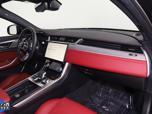 Used 2024 Jaguar XF R-Dynamic SE image 49
