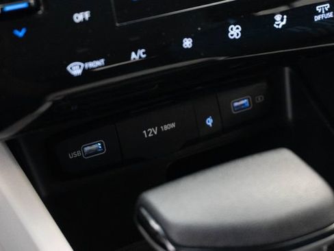 Used 2024 Hyundai Tucson SEL FWD image 8