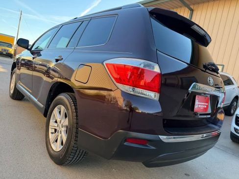 Used 2011 Toyota Highlander SE image 6