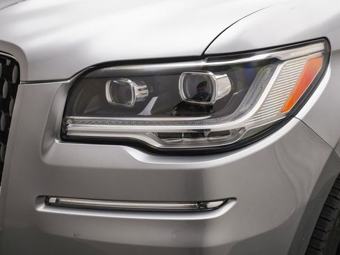 Used 2024 Lincoln Navigator L Black Label image 31