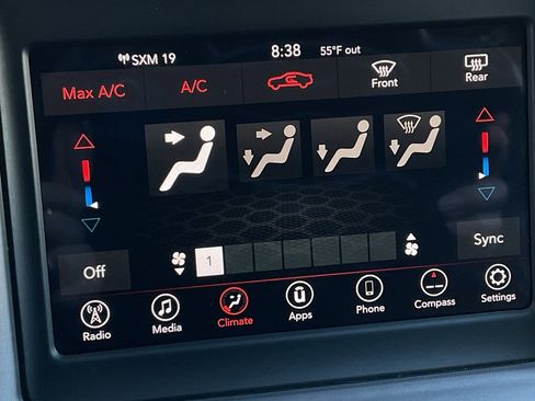 Used 2022 Dodge Charger SXT image 29